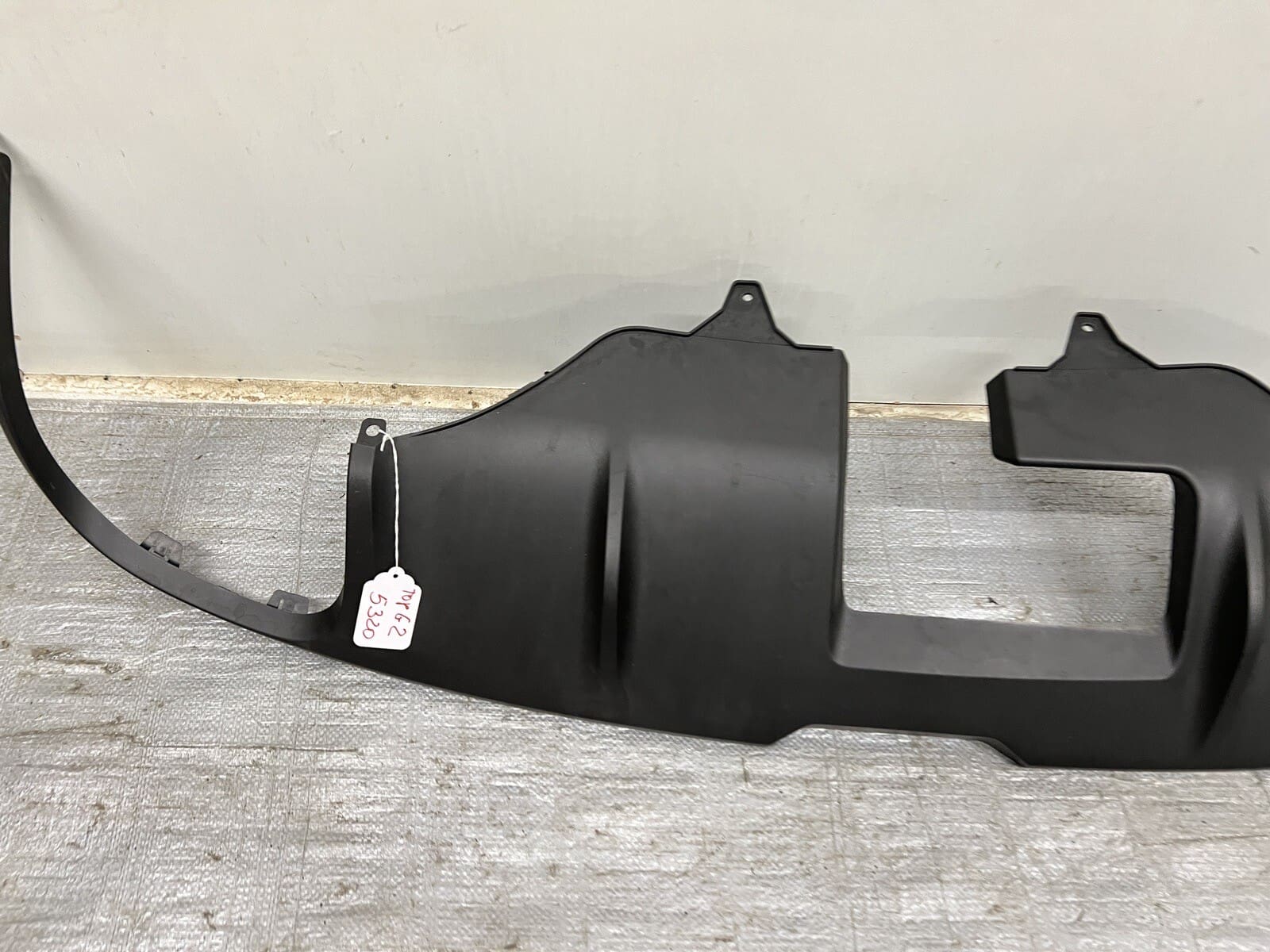 2016 2017 2018 2019 2020 2021 PORSCHE MACAN REAR BUMPER LOWER VALANCE 95b807834n - Image 7