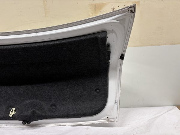 OEM. 2018 2019 2020 2021 2022 2023 CHRYSLER 300 REAR TRUNK LID WHITE CAMERA - Image 16