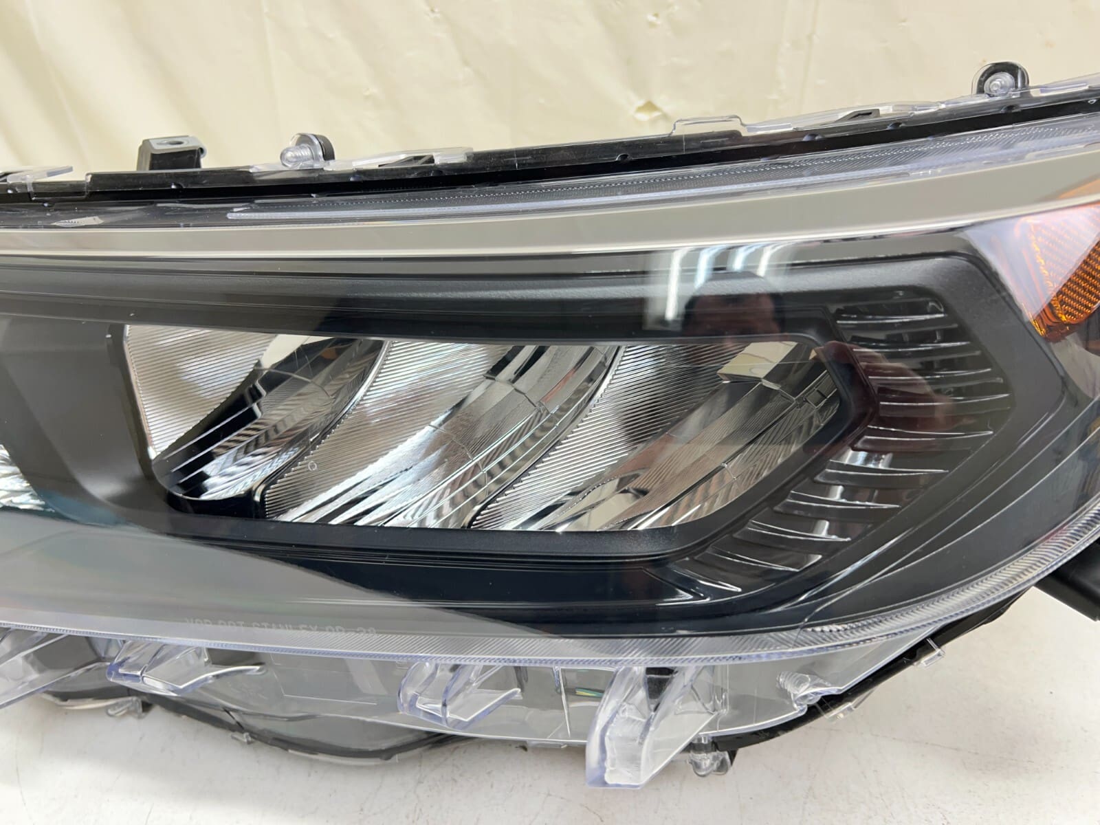 🌟 ALL TABS 2019 2020 2021 TOYOTA RAV4 LED BLACK BEZEL FRONT LEFT OEM HEADLIGHT - Image 5