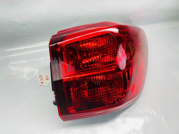 26550-9PF0A 2017 2018 2019 2020 NISSAN PATHFINDER REAR RIGHT OEM TAIL LIGHT