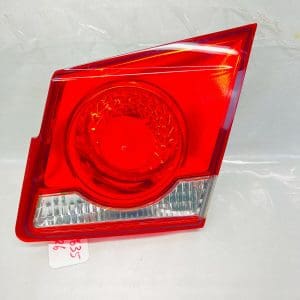 2011 2012 2013 2014 2015 CHEVY CRUZE HALOGEN REAR RIGHT INNER OEM TAIL LIGHT