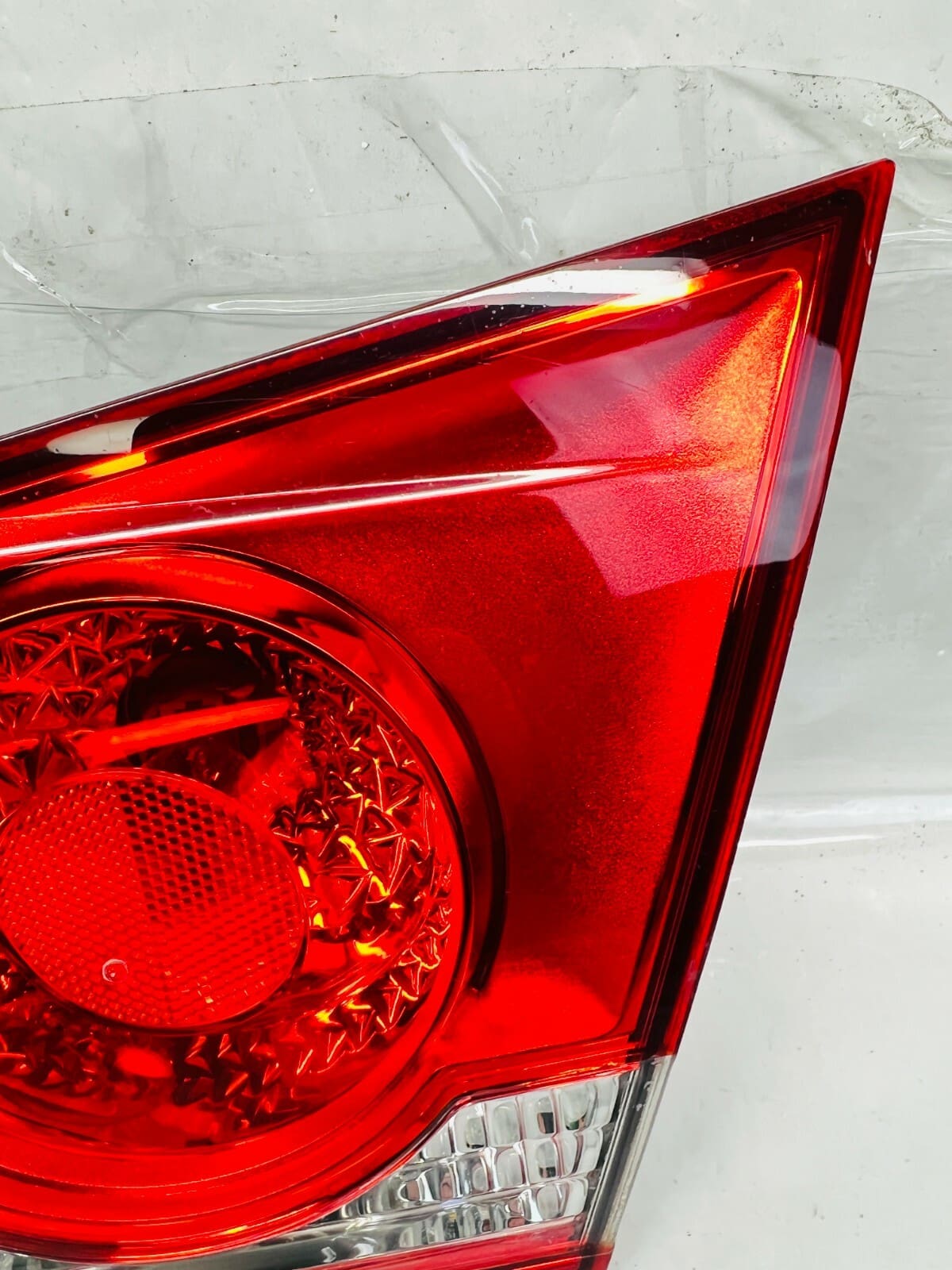 2011 2012 2013 2014 2015 CHEVY CRUZE HALOGEN REAR RIGHT INNER OEM TAIL LIGHT - Image 6