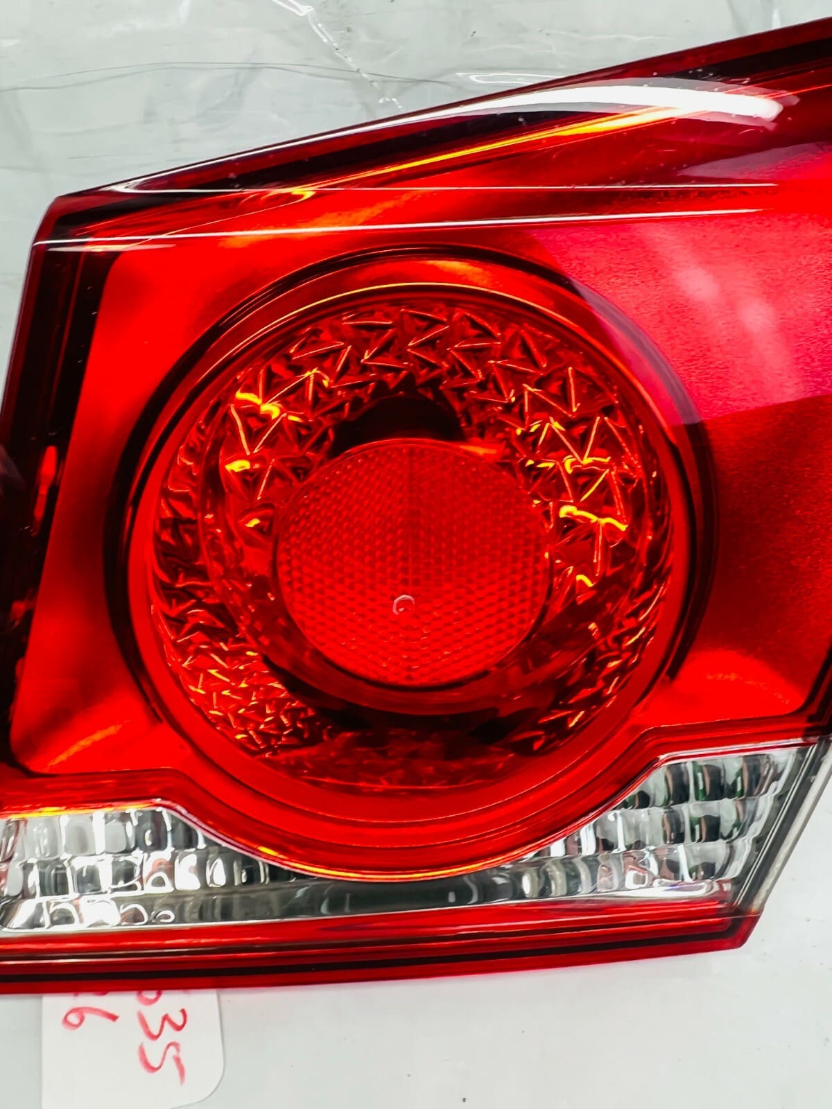 2011 2012 2013 2014 2015 CHEVY CRUZE HALOGEN REAR RIGHT INNER OEM TAIL LIGHT - Image 7
