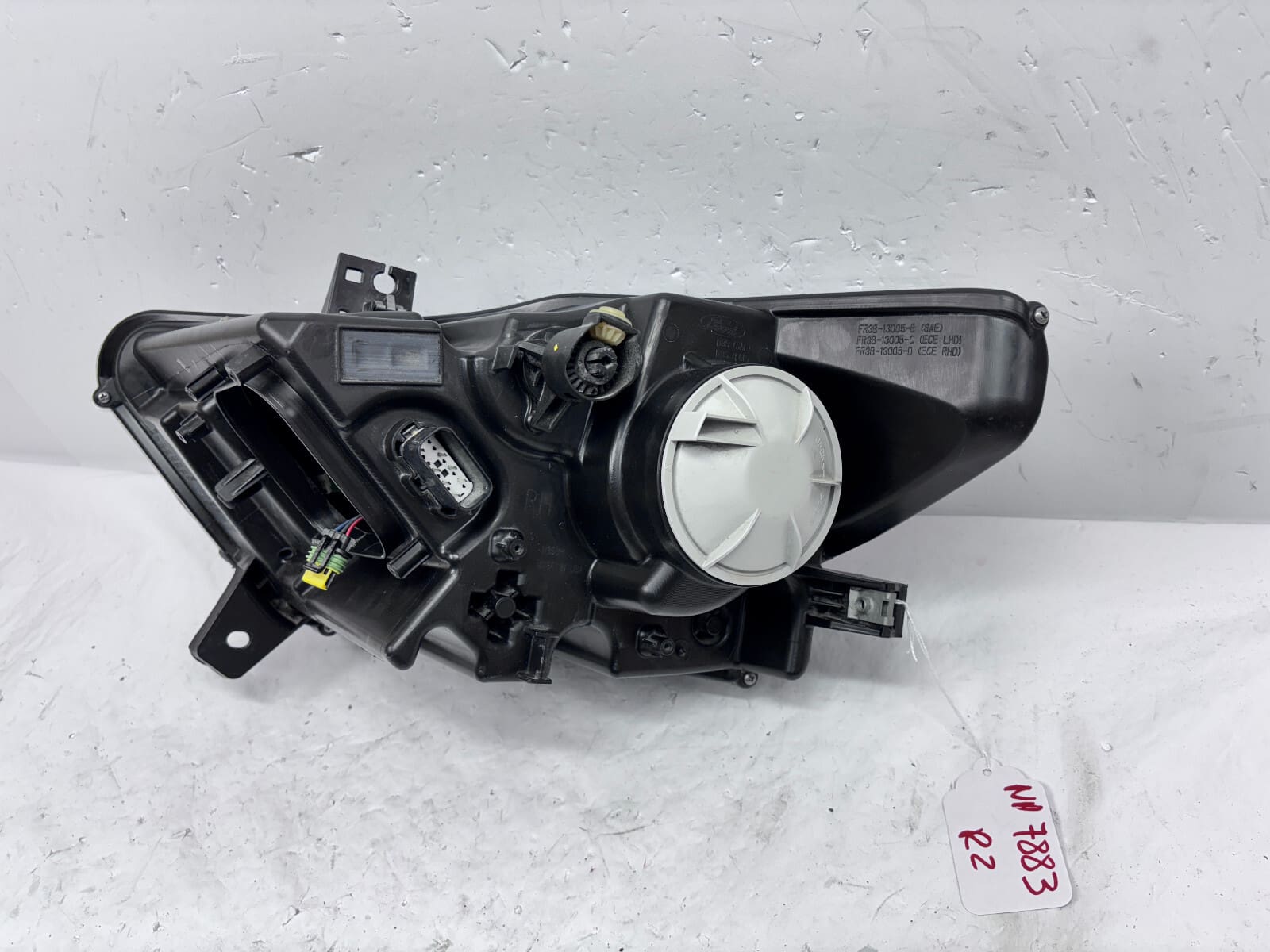 NICE 2015 2016 2017 FORD MUSTANG XENON HID FRONT RIGHT OEM HEADLIGHT - Image 17