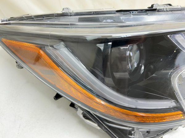2020 2021 2022 TOYOTA COROLLA LED FRONT RIGHT OEM HEADLIGHT GENUINE - Image 8