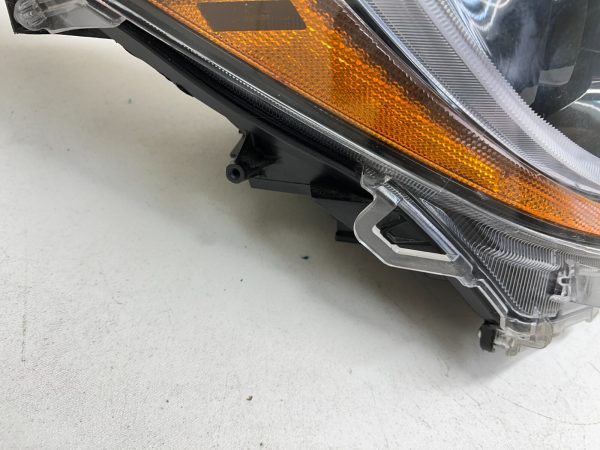 2020 2021 2022 TOYOTA COROLLA LED FRONT RIGHT OEM HEADLIGHT GENUINE - Image 9