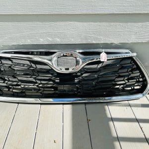 2020 2021 2022 2023 TOYOTA HIGHLANDER CHROME FRONT OEM GRILLE 53111OE250