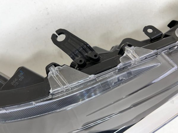 2020 2021 2022 TOYOTA COROLLA LED FRONT RIGHT OEM HEADLIGHT GENUINE - Image 13