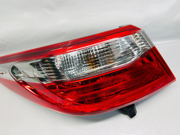2015 2016 2017 TOYOTA CAMRY REAR LEFT OEM TAIL LIGHT DRIVER SIDE - Image 7