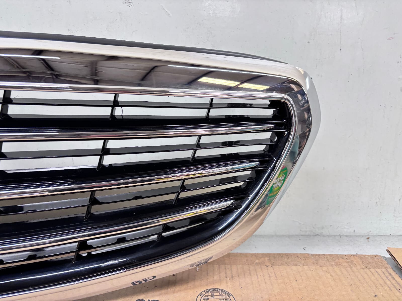 2014 2015 2016 MERCEDES BENZ E CLASS E350 E550 FRONT OEM GRILLE AFTERMARKET - Image 2