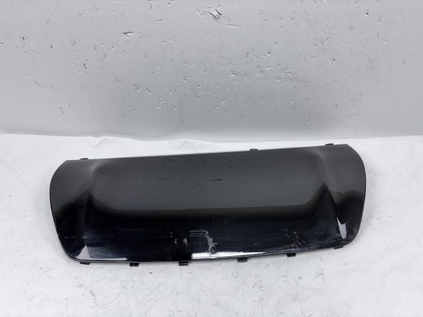OEM LR106226 Land Rover Range Rover  Rear Bumper Velar Trim Cover j8a219k809