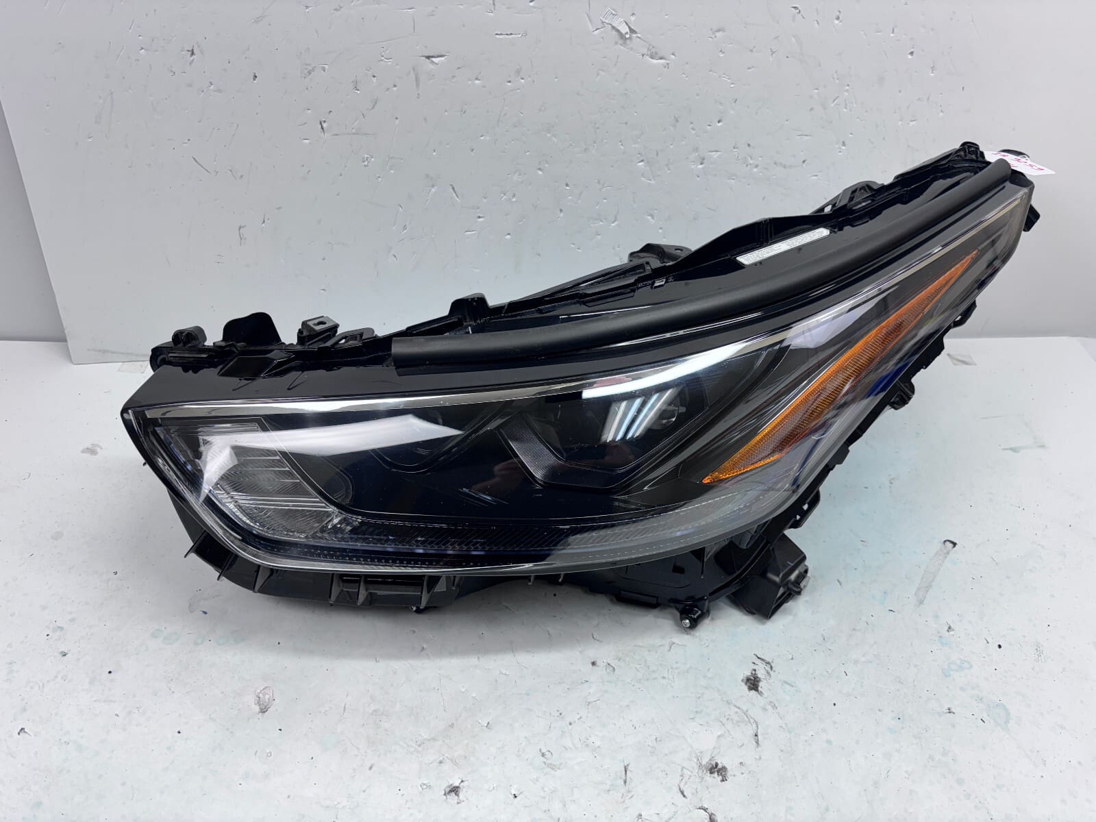 10100-8A0M4 2020 2021 2022 2023 TOYOTA HIGHLANDER LED FRONT LEFT OEM HEADLIGHT