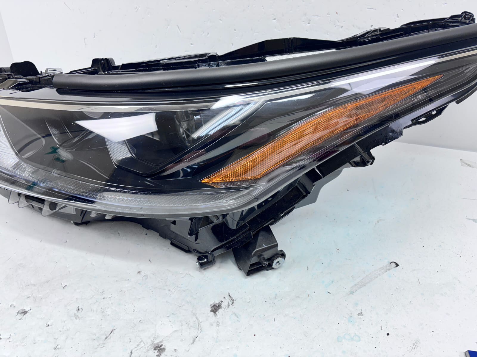 10100-8A0M4 2020 2021 2022 2023 TOYOTA HIGHLANDER LED FRONT LEFT OEM HEADLIGHT - Image 2