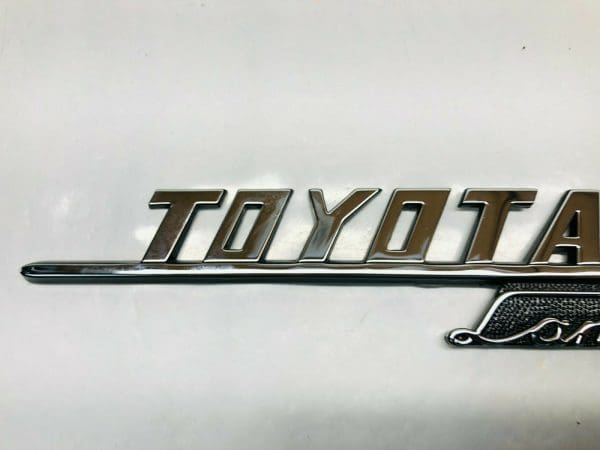 2020 2021 TOYOTA LAND CRUISER SIDE EMBLEM NAME TAG ONLY 1  PT413-60200-02 - Image 5