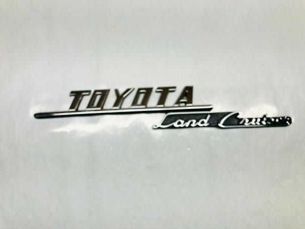 2020 2021 TOYOTA LAND CRUISER SIDE EMBLEM NAME TAG ONLY 1  PT413-60200-02 - Image 6