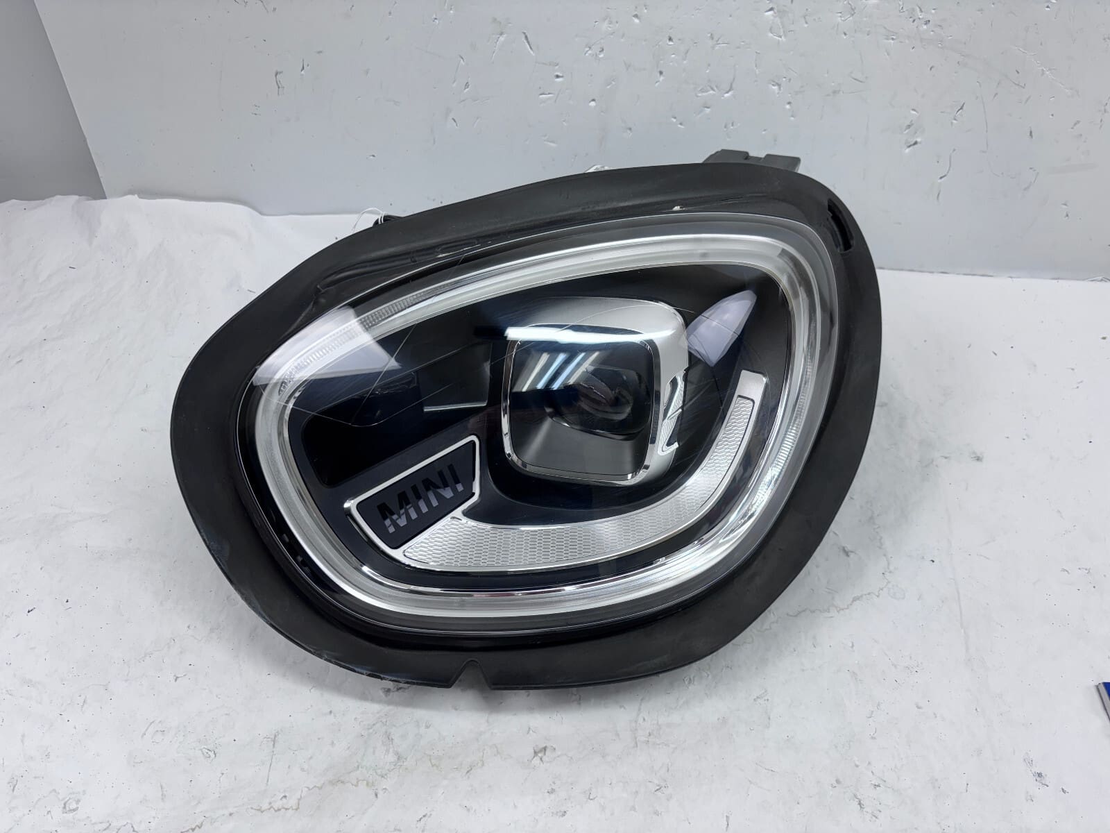2020 2021 2022 2023 MINI COOPER COUTRYMAN LED FRONT LEFT OEM HEADLIGHT