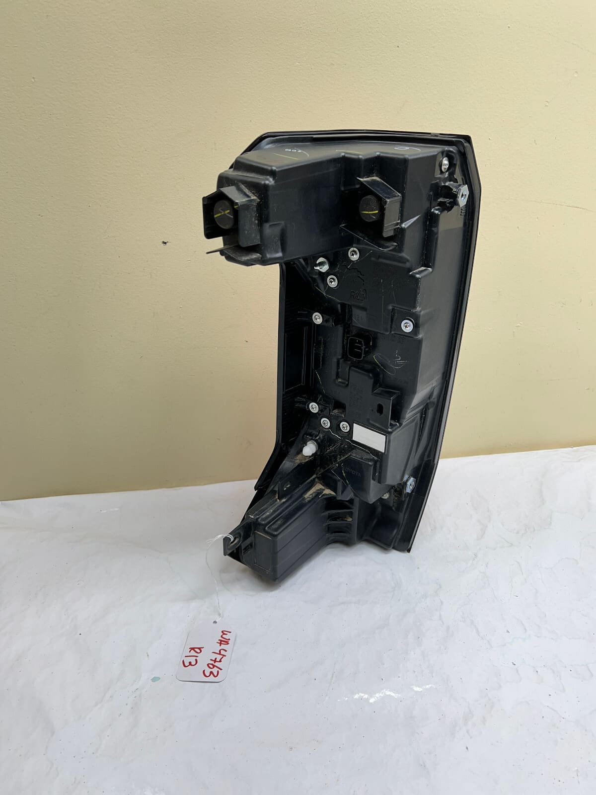 NICE 2022 2023 2024 TOYOTA TUNDRA LED REAR RIGHT OEM TAIL LIGHT - Image 15