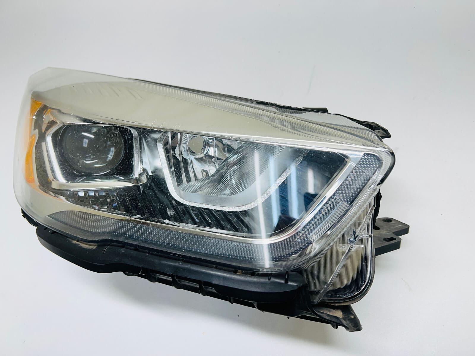 GJ5413W029BF 2017 2018 2019 FORD ESCAPE HALOGEN LED FRONT RIGHT OEM HEADLIGHT - Image 2