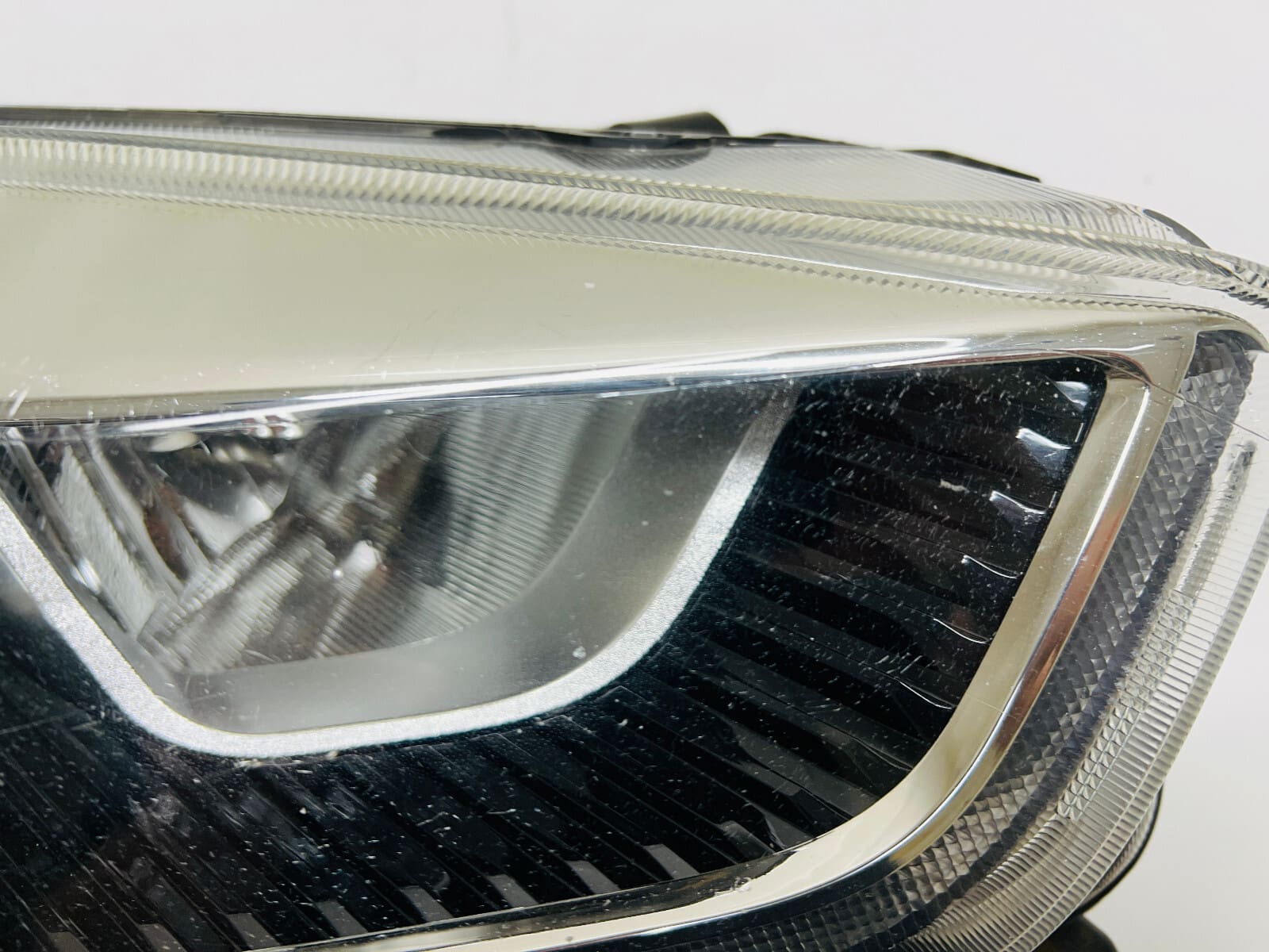 GJ5413W029BF 2017 2018 2019 FORD ESCAPE HALOGEN LED FRONT RIGHT OEM HEADLIGHT - Image 3
