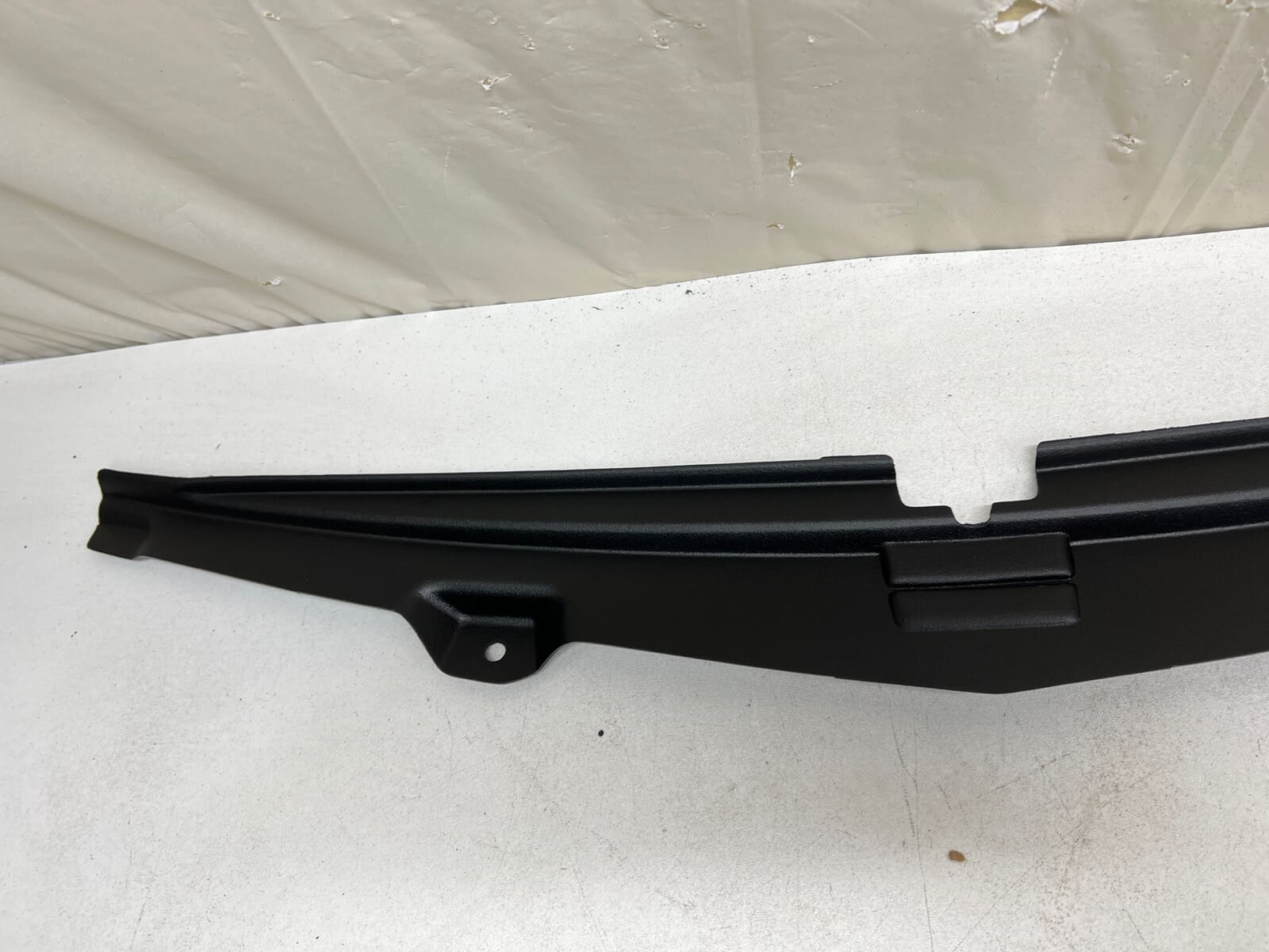 84426565 2022 2023 CHEVY TRAVERSE BUMPER COVER TRIM COVER - Image 6