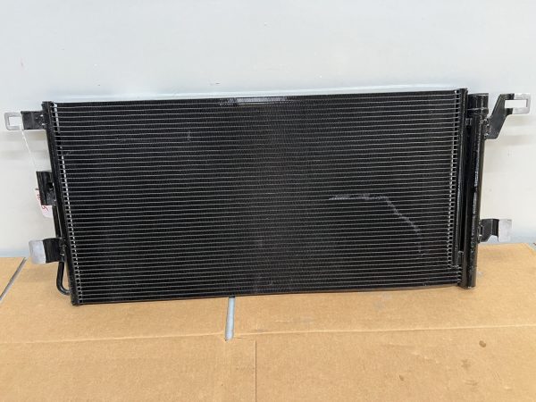 2018 2019 2020 2021 2022 2023 AUDI Q5 SQ5 FRONT OEM AC CONDENSER 80A816411N - Image 2