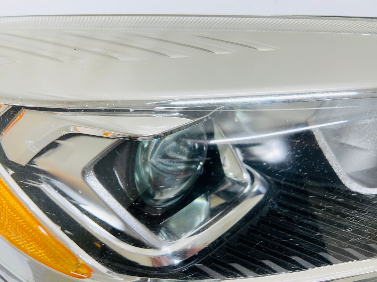 GJ5413W029BF 2017 2018 2019 FORD ESCAPE HALOGEN LED FRONT RIGHT OEM HEADLIGHT - Image 6