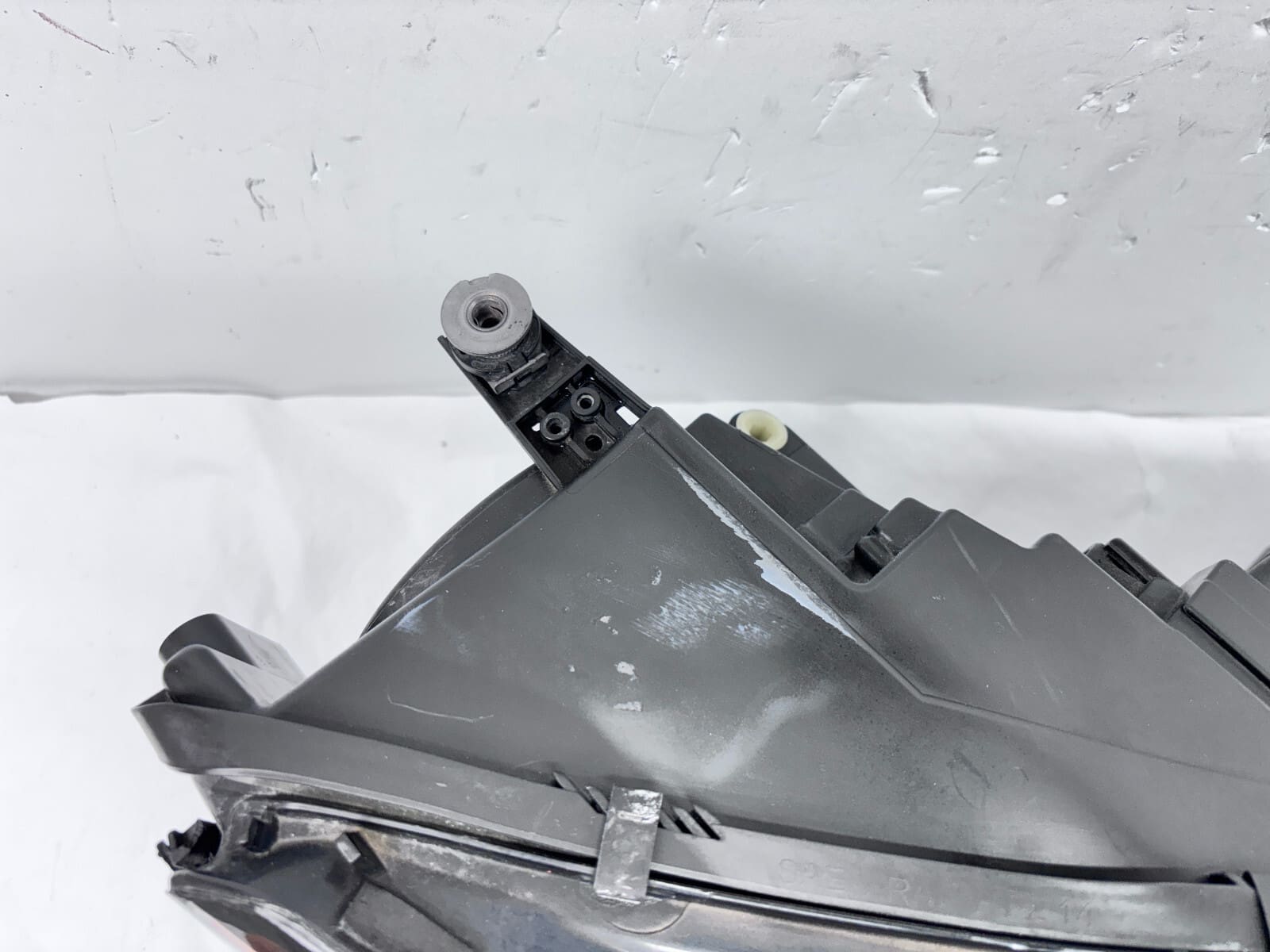 561941006E 2016 2017 2018 2019 VW PASSAT HALOGEN FRONT RIGHT OEM HEADLIGHT - Image 15