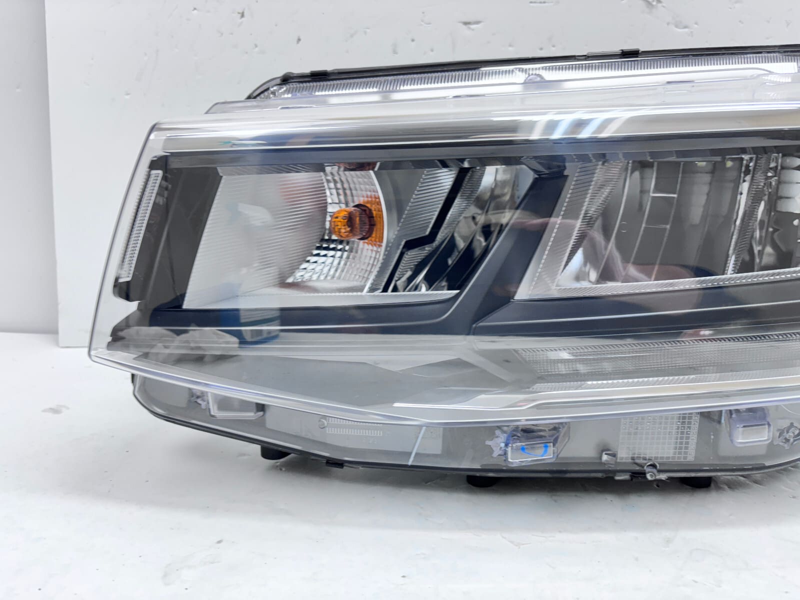 NICE 2GJ941035 2022 2023 2024 VW TAOS LED FRONT LEFT OEM HEADLIGHT - Image 10