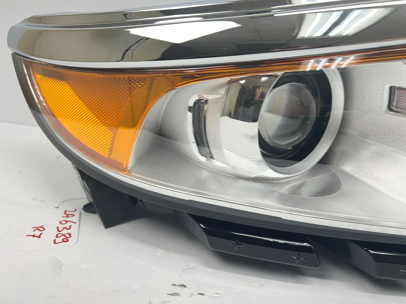 mint. 2011 2012 2013 2014 ford edge halogen front right headlight aftermarket - Image 6
