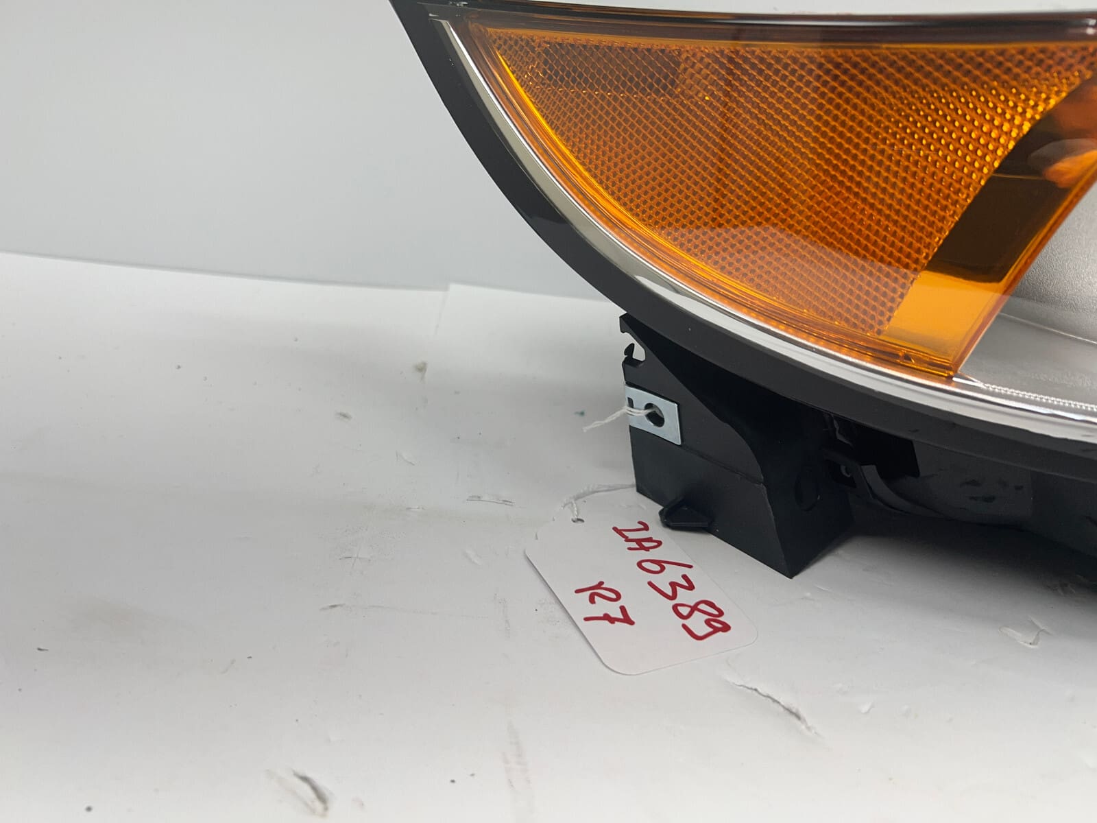 mint. 2011 2012 2013 2014 ford edge halogen front right headlight aftermarket - Image 8