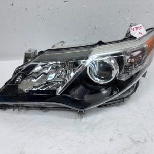 2012 2013 2014 TOYOTA CAMRY BLACK BEZEL HALOGEN FRONT LEFT OEM HEADLIGHT