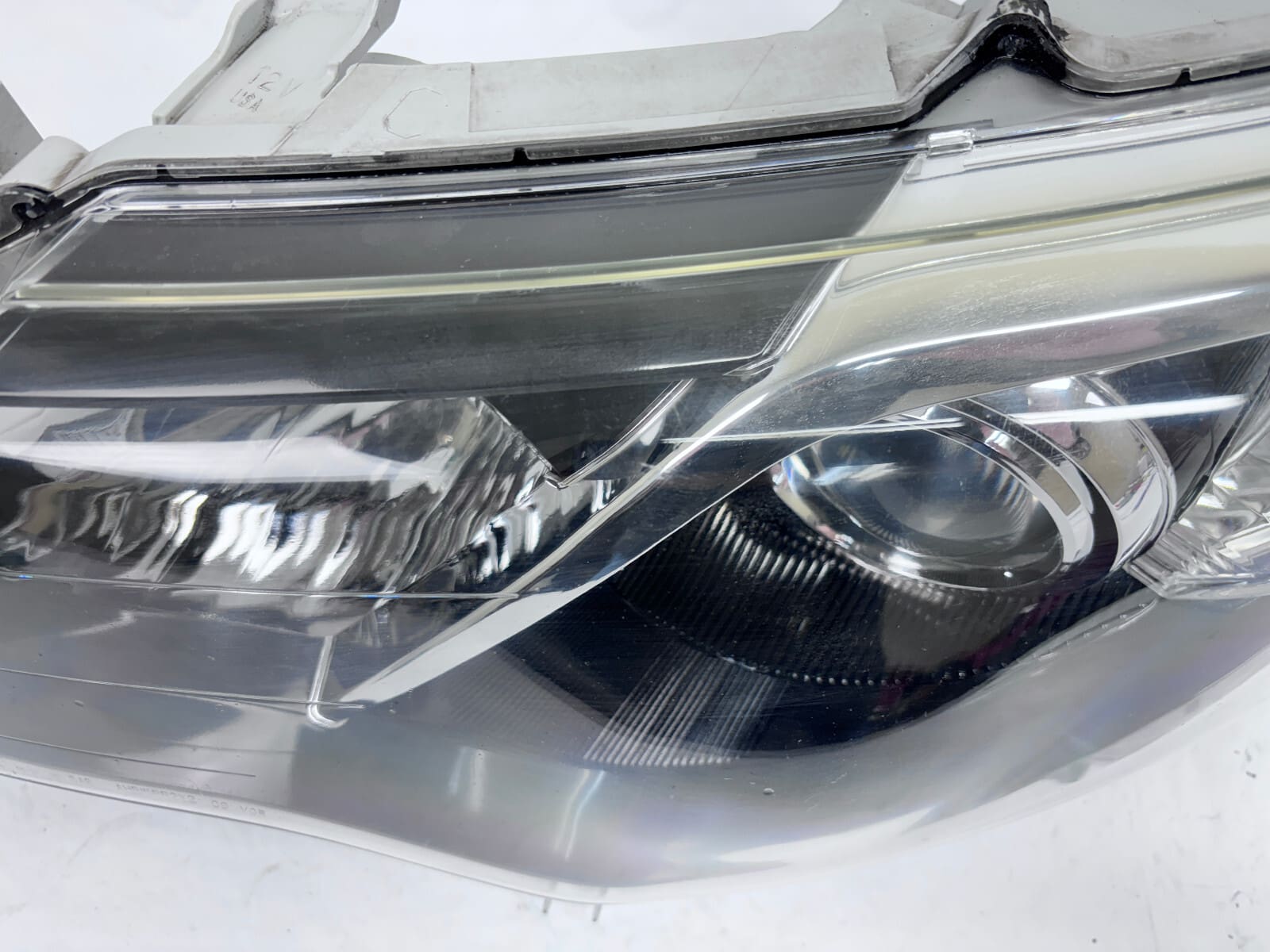 2012 2013 2014 TOYOTA CAMRY BLACK BEZEL HALOGEN FRONT LEFT OEM HEADLIGHT - Image 13