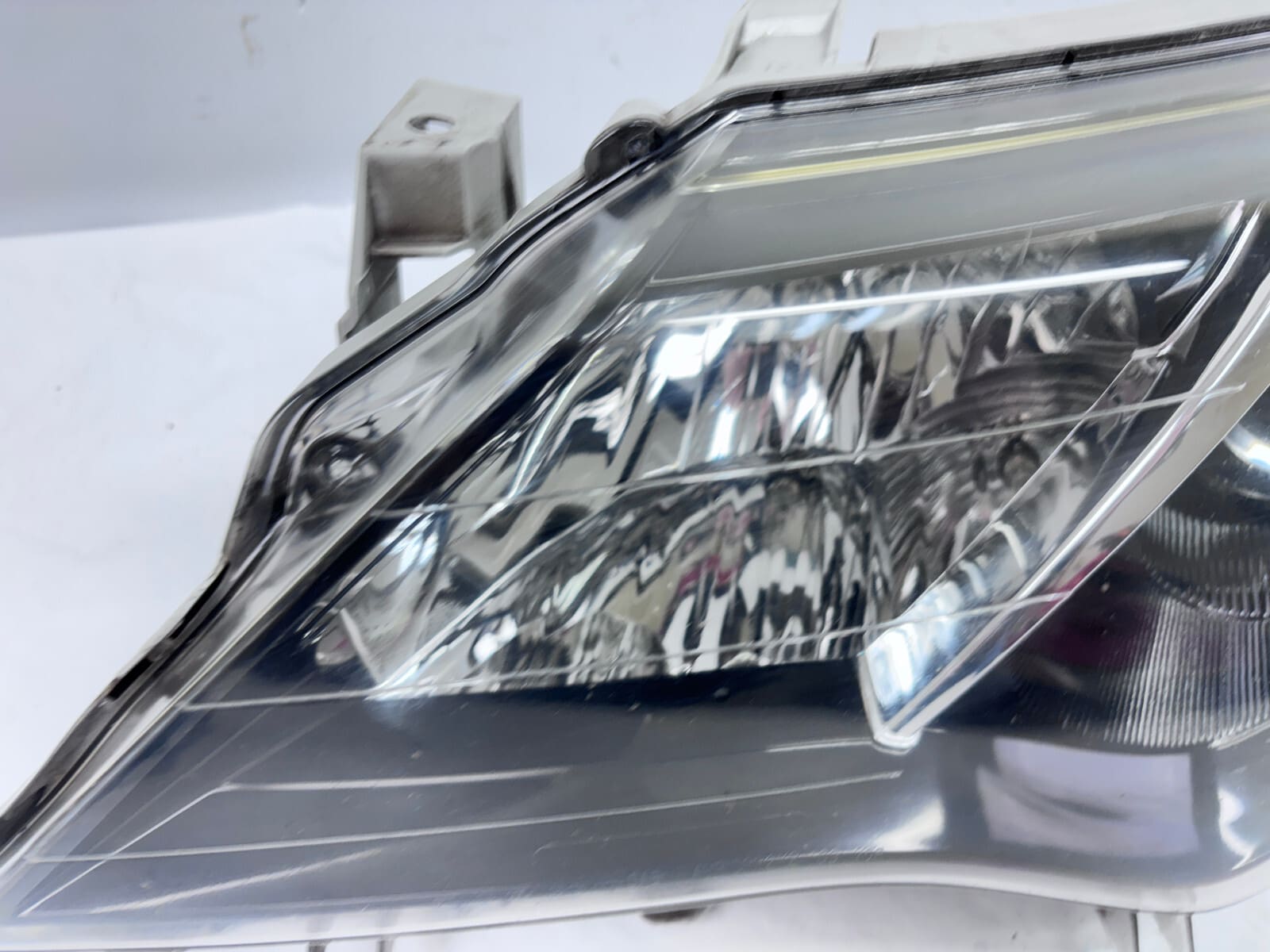 2012 2013 2014 TOYOTA CAMRY BLACK BEZEL HALOGEN FRONT LEFT OEM HEADLIGHT - Image 15