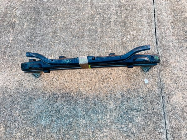 2007 2008 2009 2010 2011 HONDA CRV FRONT OEM IMPACT REINFORCEMENT BAR IMPACT