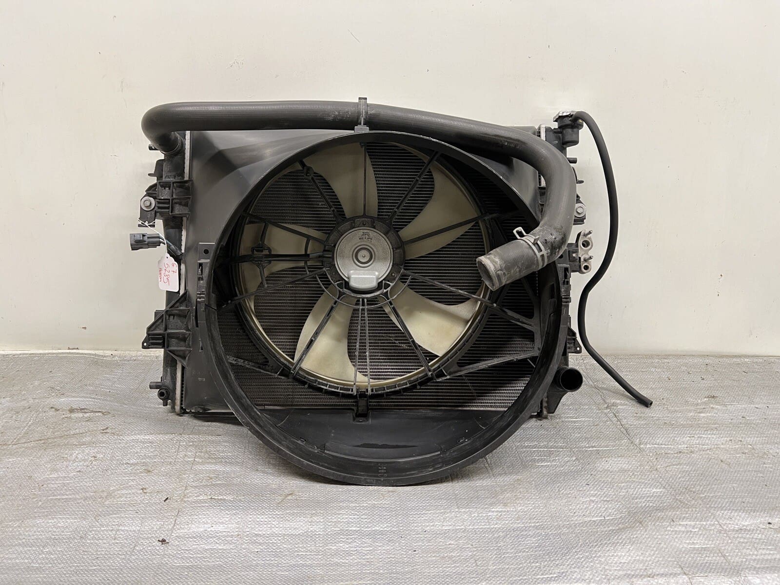 2013 2014 2015 2016 2017 2018 DODGE RAM 1500 FRONT OEM RADIATOR COOLING FAN 5.7