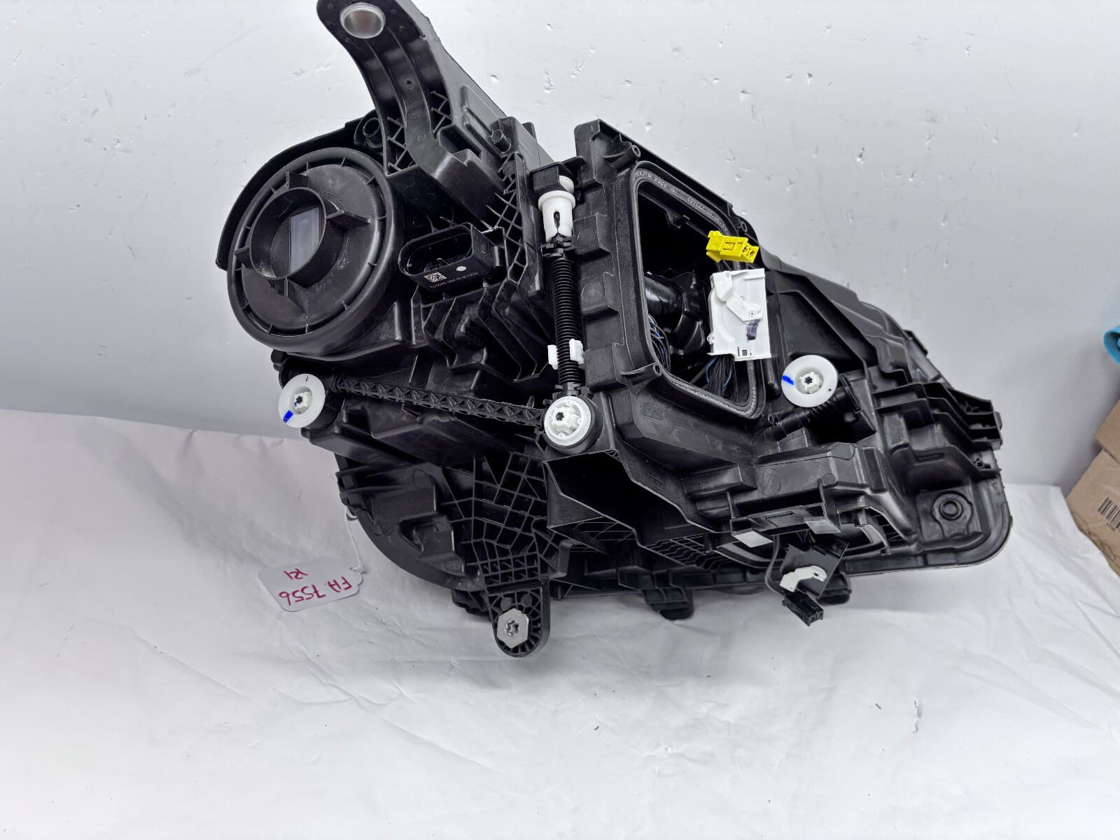 2020 2021 2022 2023 2024 mercedes gls600 mayback gls class left oem headlight - Image 18