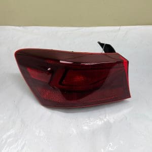 92401-M7000 2019 2020 2021 KIA FORTE LED REAR LEFT OEM TAIL LIGHT
