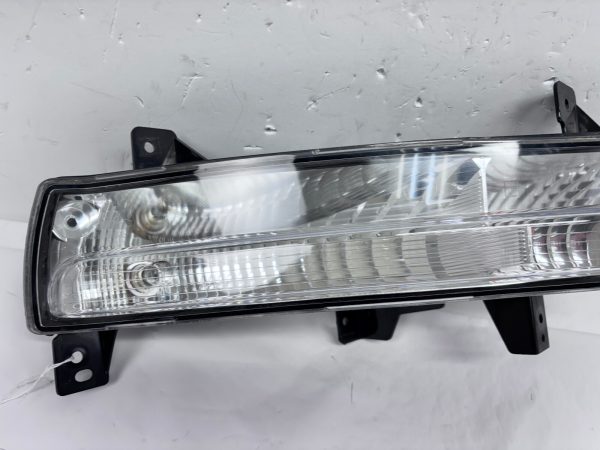 2017 2018 2019 2020 2021 JEEP COMPASS HALOGEN FRONT RIGHT OEM TURN SIGNAL - Image 4
