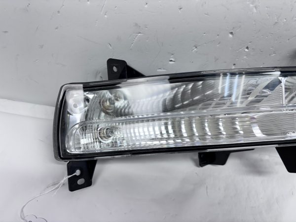 2017 2018 2019 2020 2021 JEEP COMPASS HALOGEN FRONT RIGHT OEM TURN SIGNAL - Image 5