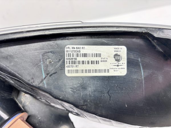 2017 2018 2019 2020 2021 JEEP COMPASS HALOGEN FRONT RIGHT OEM TURN SIGNAL - Image 7