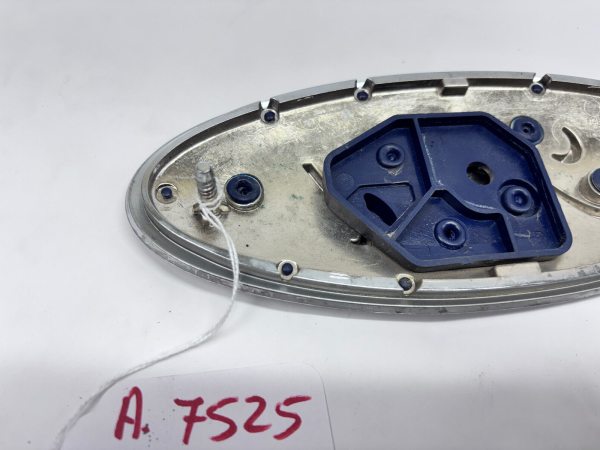 2015 2016 2017 2018 2019 2020 FORD EDGE FRONT OEM EMBLEM FT4B8B262AA - Image 14