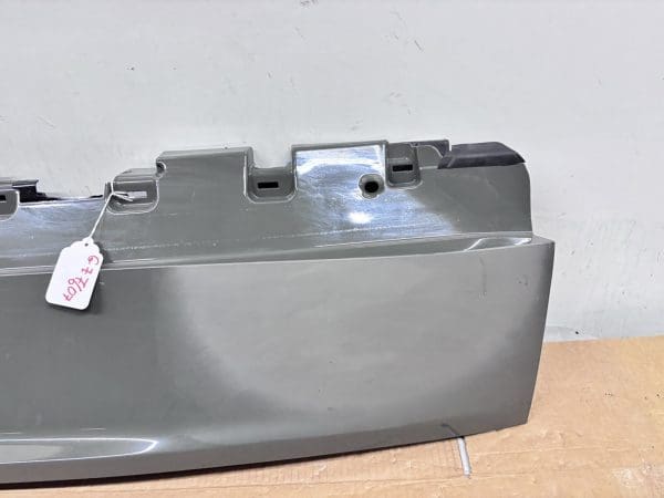 OEM 2022 2023 2024 RIVIAN R1S REAR LOWER TAIL GATE GENUINE LIFT GATE - Image 3