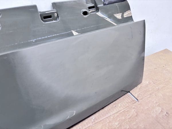 OEM 2022 2023 2024 RIVIAN R1S REAR LOWER TAIL GATE GENUINE LIFT GATE - Image 11