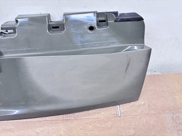 OEM 2022 2023 2024 RIVIAN R1S REAR LOWER TAIL GATE GENUINE LIFT GATE - Image 13