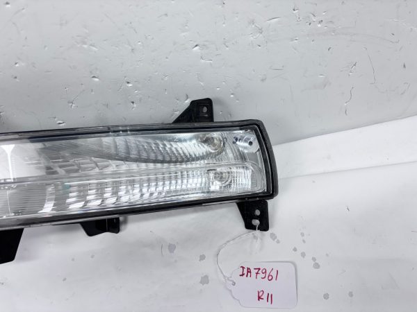 2017 2018 2019 2020 2021 JEEP COMPASS HALOGEN FRONT LEFT OEM TURN SIGNAL - Image 2