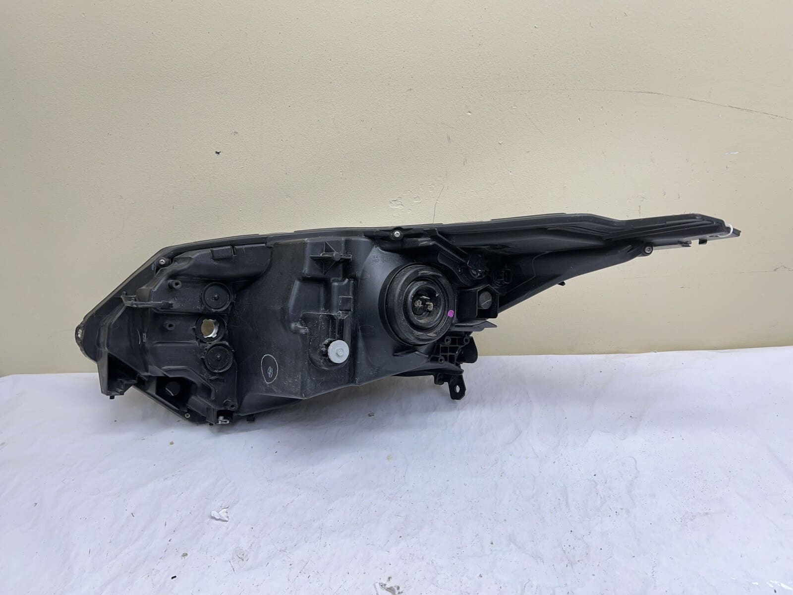 ALL TABS 2016 2017 2018 HONDA HRV HALOGEN FRONT RIGHT OEM HEADLIGHT - Image 20