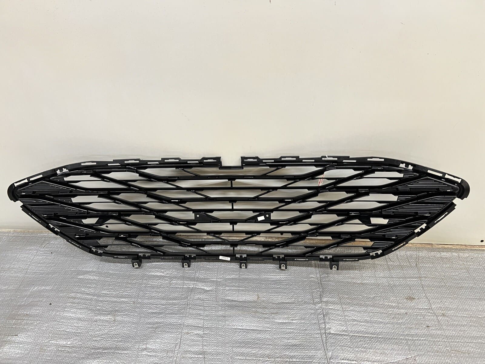 2019 2020 2021 2022 2023 CHEVY MALIBU FRONT OEM GRILLE GENUINE BLACK 84338683 - Image 16