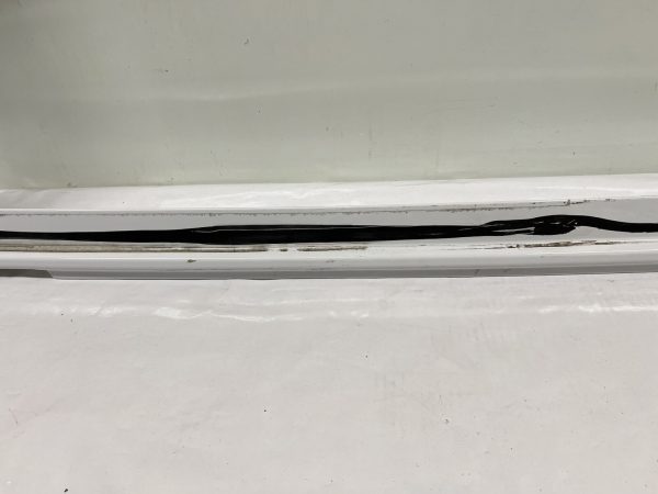 2019 2020 2021 2022 2023 Jeep Wrangler Gladiator  Front OEM Windshield Frame - Image 7