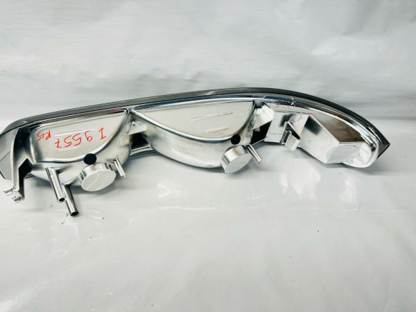 2000 2001 2002 2003 2004 2005 2006 CHEVY SILVERADO SUBURBAN RIGHT TURN SIGNAL - Image 8