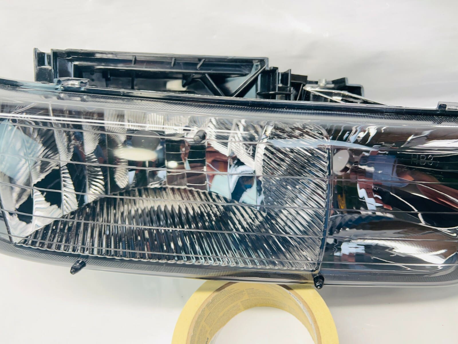 2000 2001 2002 2003 2004 2005 2006 CHEVY SILVERADO SUBURBAN RIGHT HEADLIGHT - Image 4
